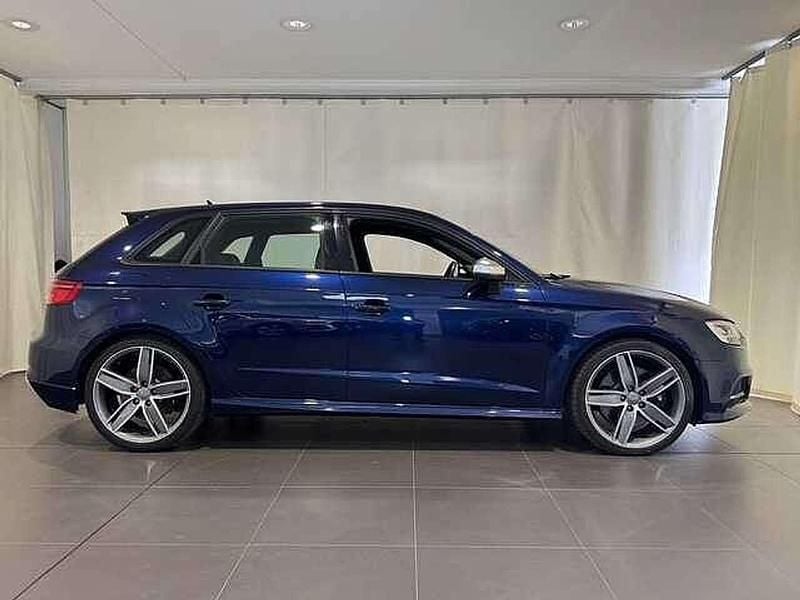 Usata Audi S3 Comfort 310 CV (228 kW) 2018 Blu Berlina