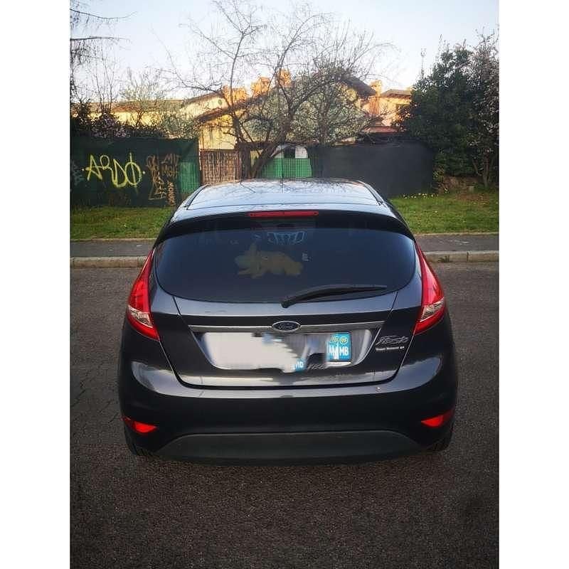 Usata Ford Fiesta Titanium 82 CV (60 kW) 2009 Utilitaria