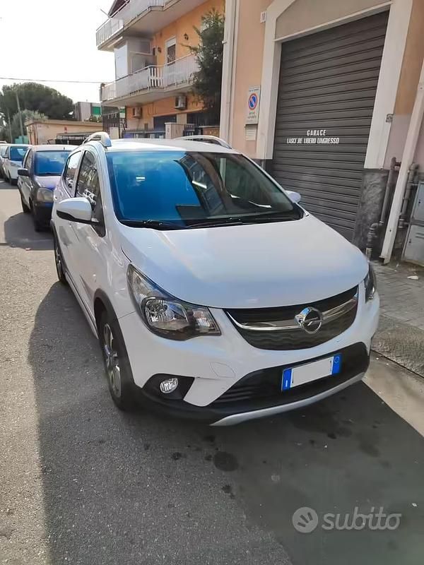 Usata Opel Karl Rocks 73 CV (53 kW) 2019 Bianco Utilitaria