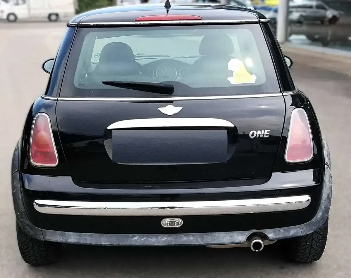 Usata Mini ONE 90 CV (66 kW) 2003 Nero Utilitaria