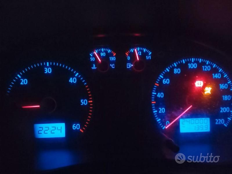 Usata VW Polo 69 CV (50 kW) 2006 Blu Utilitaria