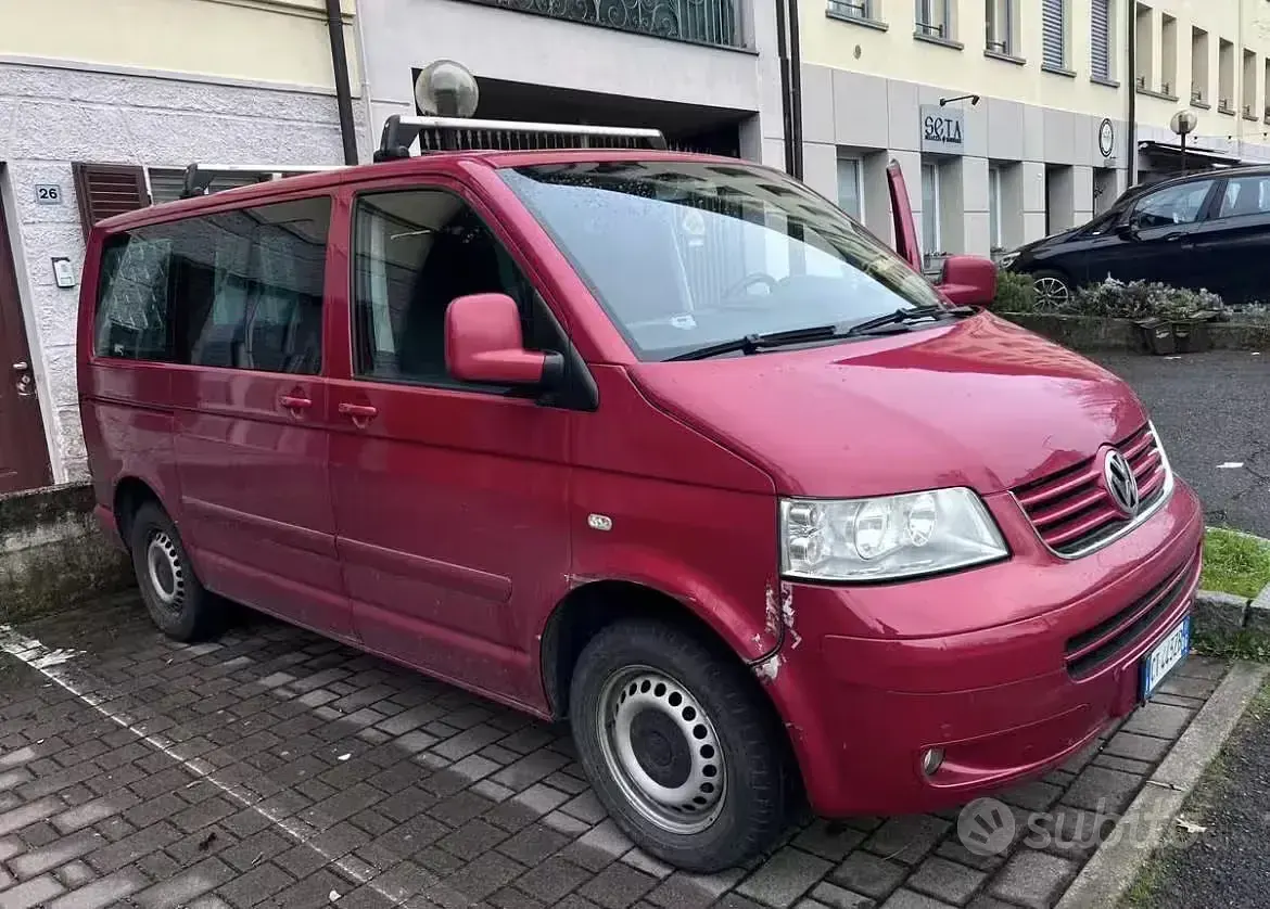 Usata VW Multivan 174 CV (127 kW) 2005 Monovolume