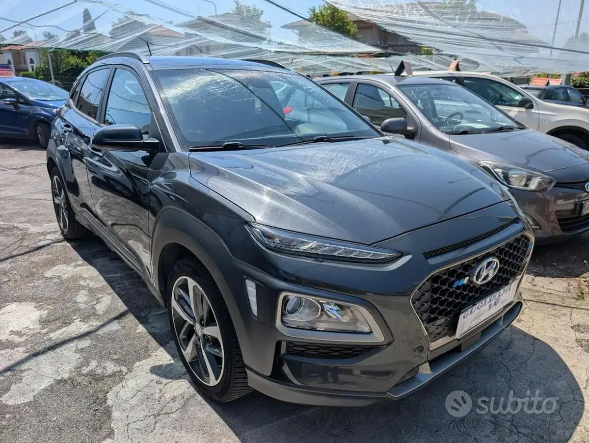 Usata Hyundai Kona Xpossible 120 CV (88 kW) 2017 Grigio SUV