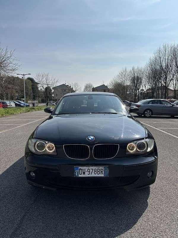 Usata BMW 116 Efficient Dynamics 122 CV (89 kW) 2009 Utilitaria