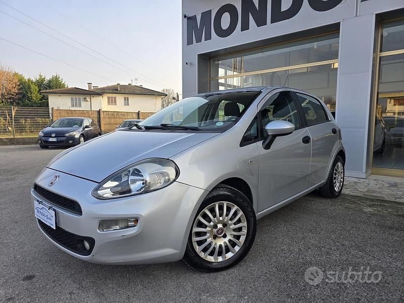Usata Fiat Punto 75 CV (55 kW) 2015 Grigio Utilitaria