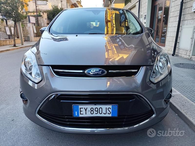 Usata Ford C-MAX Titanium 116 CV (85 kW) 2015 Grigio Monovolume