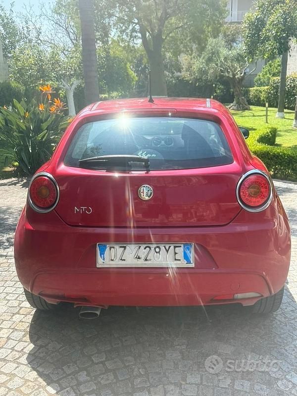Usata Alfa Romeo MiTo 120 CV (88 kW) 2009 Rosso Utilitaria