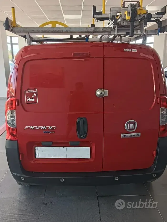 Usata Fiat Fiorino 95 CV (69 kW) 2016 Rosso Monovolume