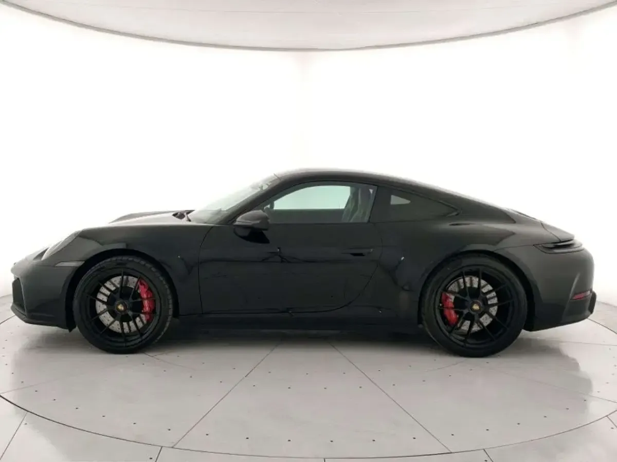 Usata Porsche 911 541 CV (397 kW) 2026 Nero Coupé