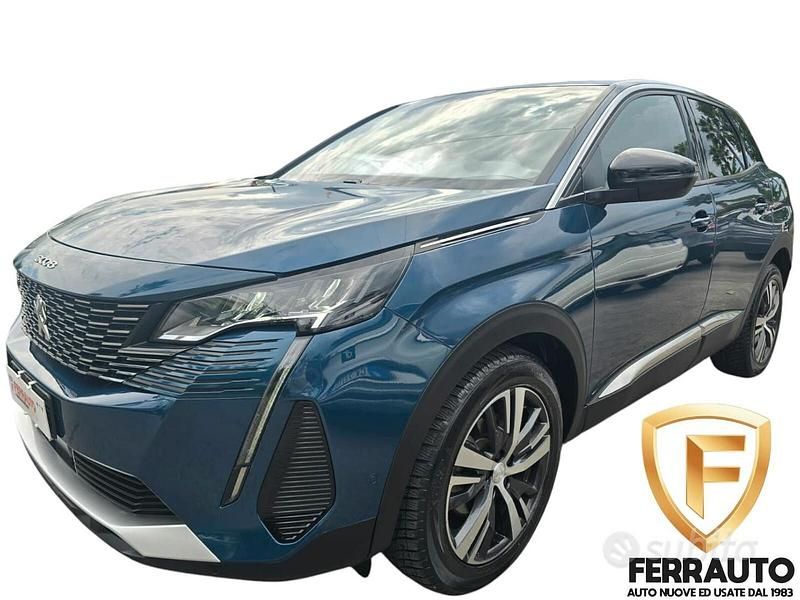 Usata Peugeot 3008 Allure 131 CV (96 kW) 2023 Blu/azzurro SUV