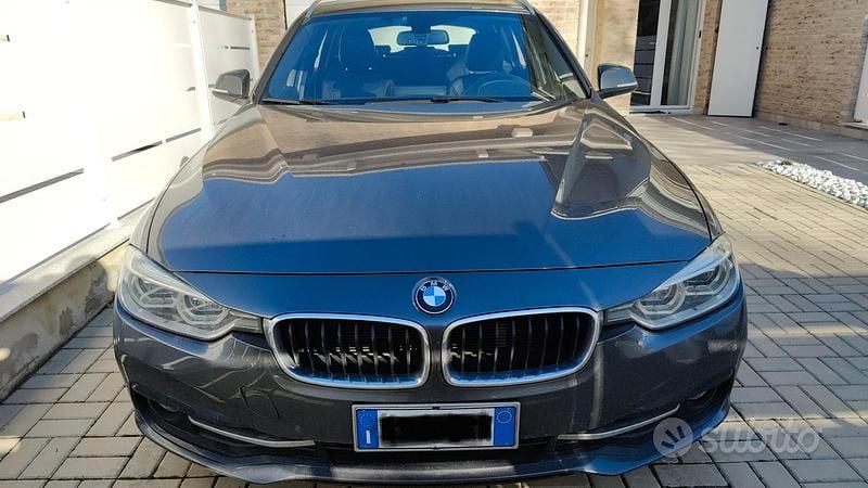 Usata BMW 320 Sport Line 2018 Grigio Station wagon