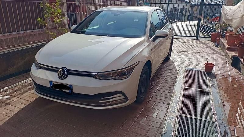 Usata VW Golf VIII Style 131 CV (96 kW) 2023 Berlina