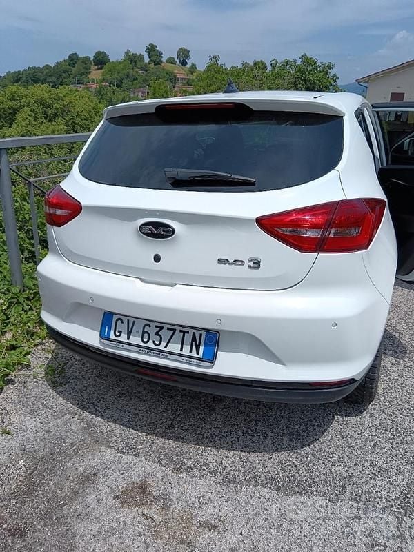 Usata EVO Evo 3 113 CV (83 kW) 2024 Bianco SUV