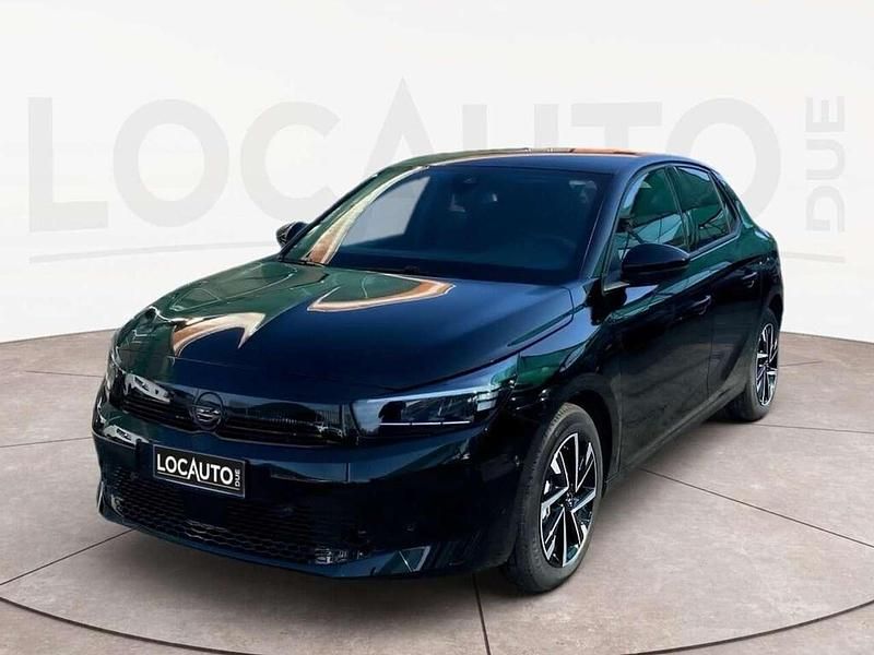 Nero Nuova 2025 Opel Corsa Tre volumi | 16.490 € (Super prezzo) - Immagine 1/3
