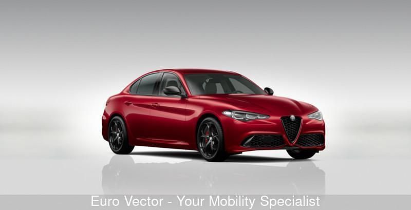 Rosso Usata 2024 Alfa Romeo Giulia Veloce Tre volumi | 52.000 € (Buon prezzo) - Immagine 1/4