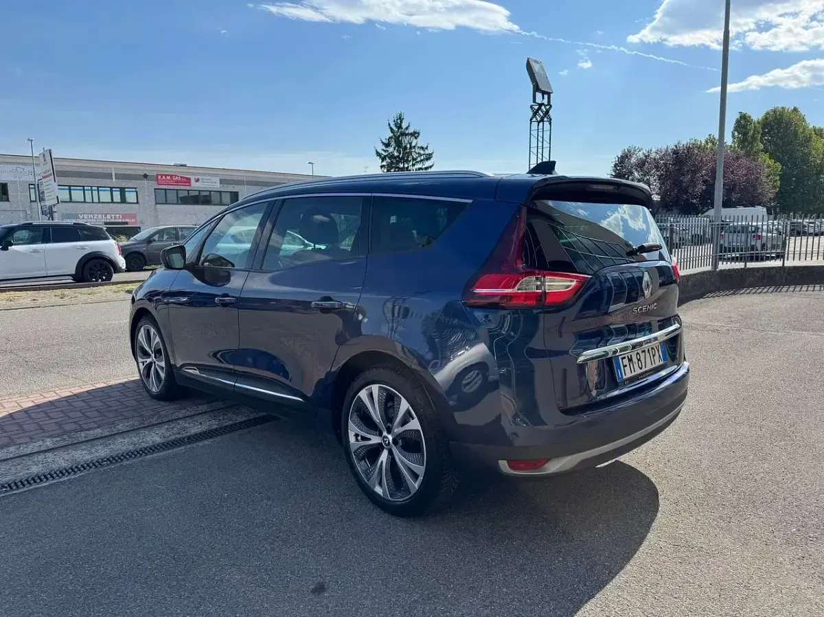 Usata Renault Grand Scénic IV Intens 131 CV (96 kW) 2017 Blu/azzurro Monovolume
