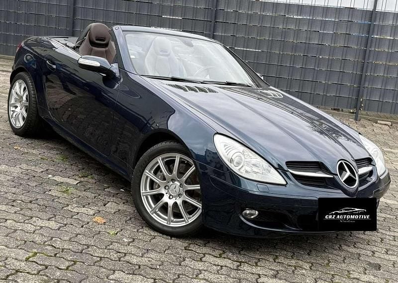 Blu notte Usata 2004 Mercedes SLK350 Cabrio | 17.300 € (Buon prezzo) - Immagine 1/4