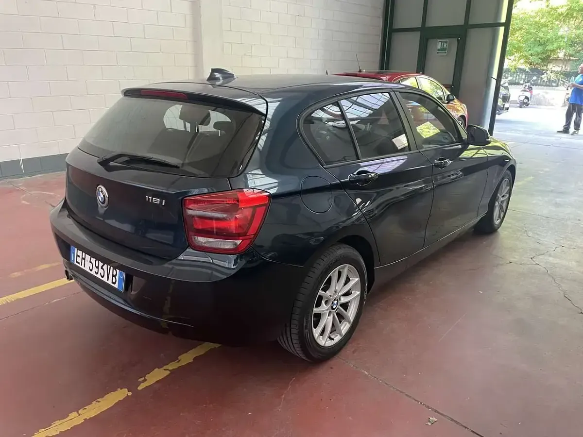 Usata BMW 118 Urban Line 170 CV (125 kW) 2012 Other Utilitaria