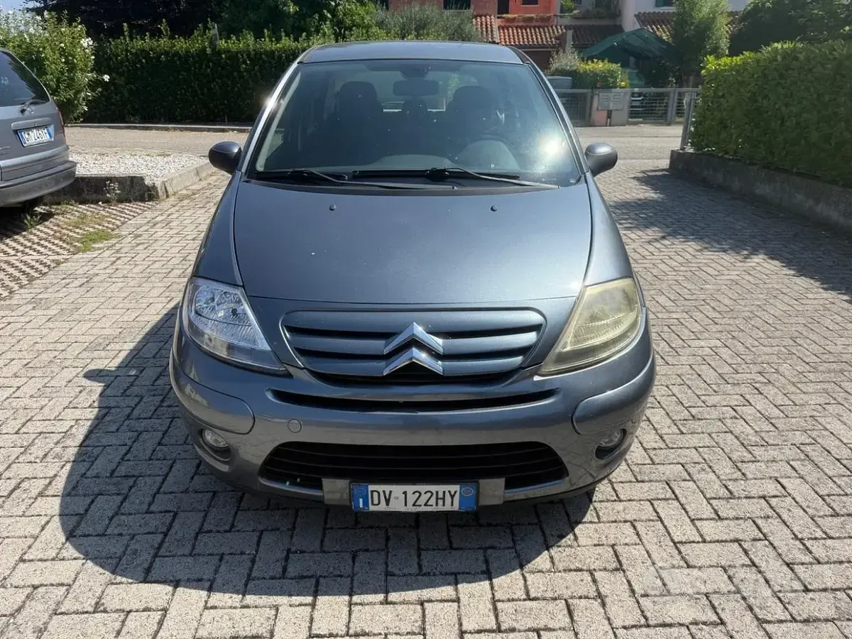 Usata Citroën C3 Exclusive 60 CV (44 kW) 2009 Grigio Berlina