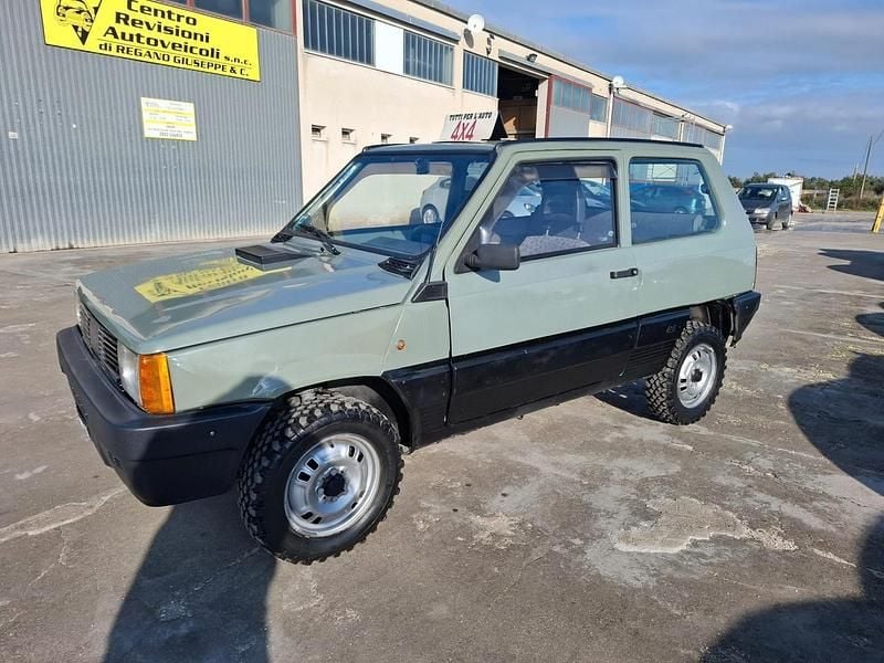 Occasion Fiat Panda 4x4 48 ch (35 kW) 1985 Vert Citadine