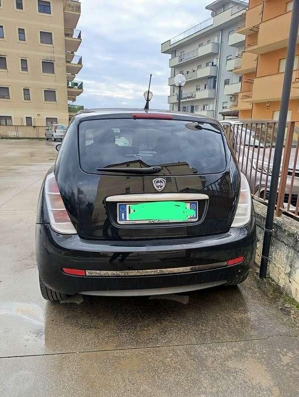 Usata Lancia Ypsilon 90 CV (66 kW) 2008 Utilitaria