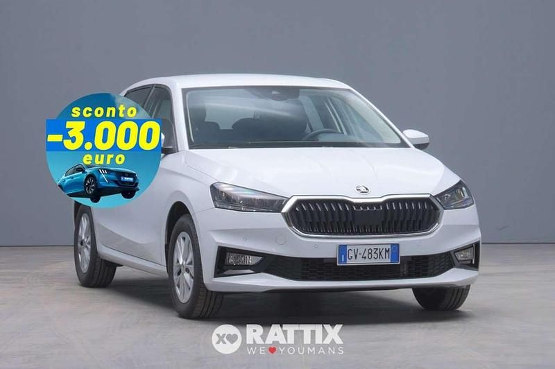 Bianco luna metallizzato Usata 2024 Skoda Fabia Selection Due volumi | 13.388 € (Super prezzo) - Immagine 1/4
