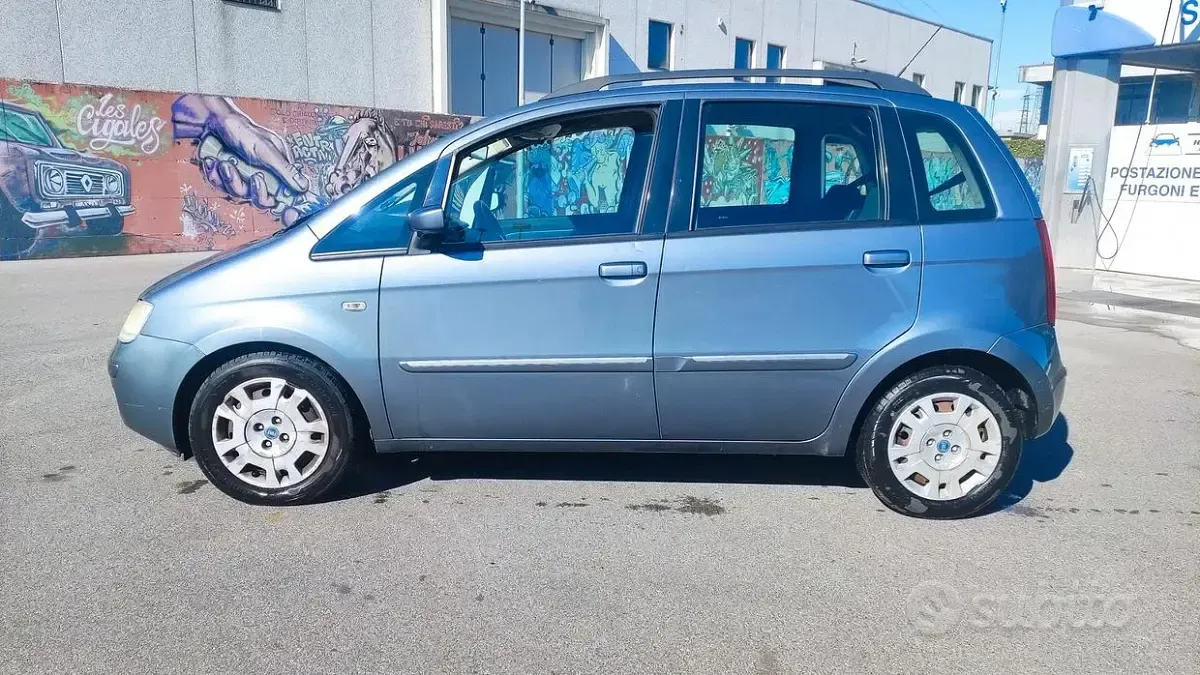 Usata Fiat Idea 75 CV (55 kW) 2007 Grigio Monovolume