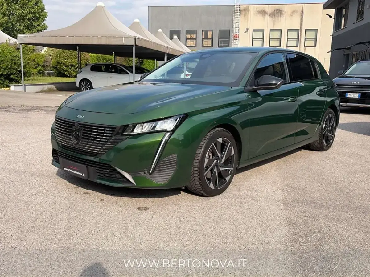 Usata Peugeot 308 Allure 131 CV (96 kW) 2022 Verde Berlina