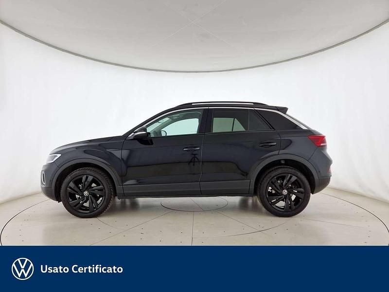 Usata VW T-Roc Sportline 116 CV (85 kW) 2025 Grenadill black metallizzato SUV