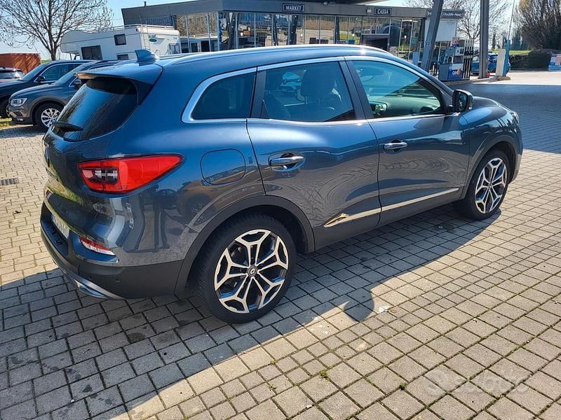 Second-hand Renault Kadjar 116 CP (85 kW) 2020 Albastru SUV
