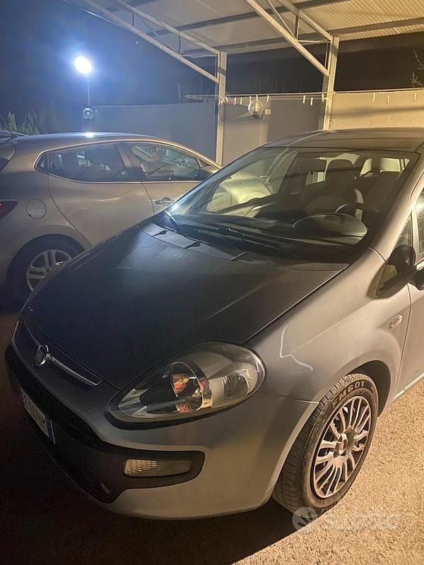 Usata Fiat Punto Evo 75 CV (55 kW) 2010 Grigio Utilitaria