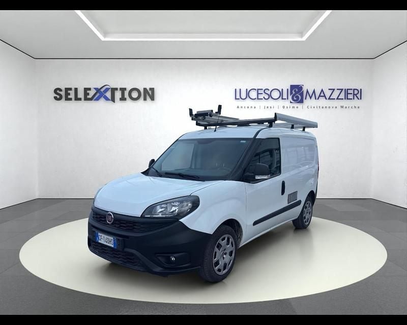 Usado Fiat Doblò Easy 120 CV (88 kW) 2021 Monovolumen