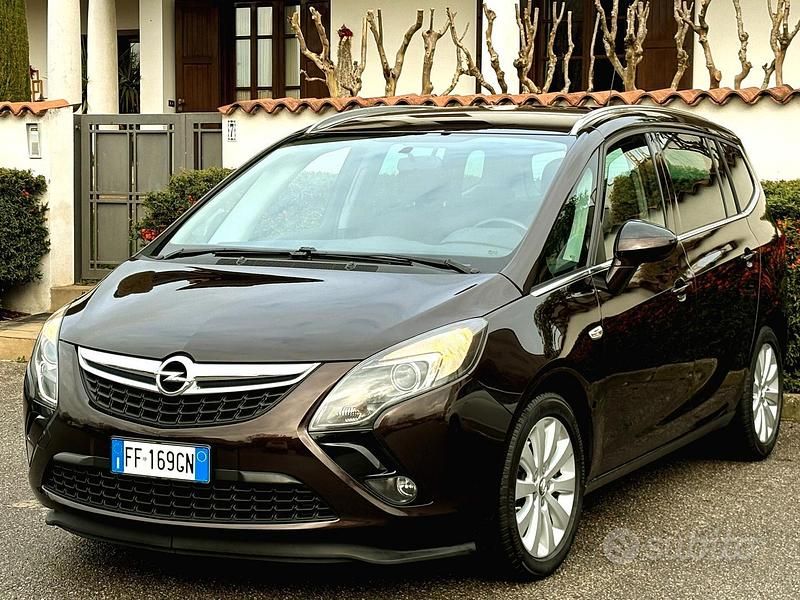 Marrone Usata 2017 Opel Zafira Monovolume | 6880 € (Super prezzo) - Immagine 1/4