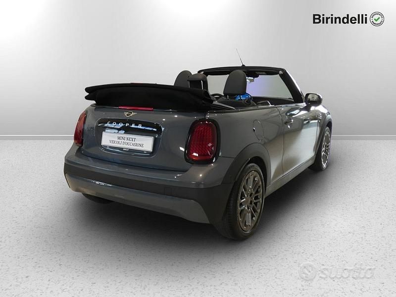 Usata Mini Cooper Cabriolet Classic 163 CV (119 kW) 2025 Marrone Cabrio