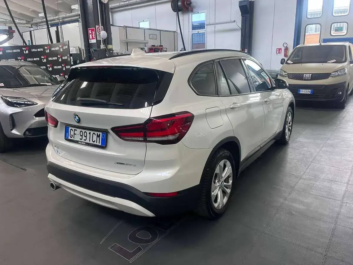 Usata BMW X1 Advantage 125 CV (91 kW) 2021 Bianco SUV