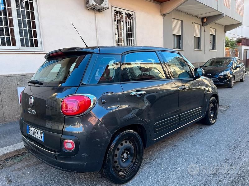 Nero Usata 2013 Fiat 500L Monovolume | 2000 € (Super prezzo) - Immagine 1/4