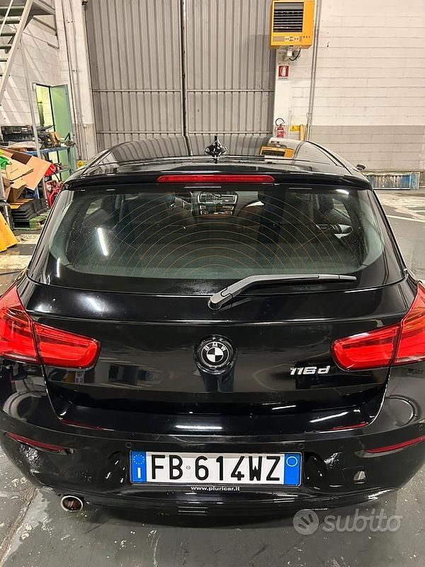 Usata BMW 116 Advantage 116 CV (85 kW) 2015 Nero Utilitaria
