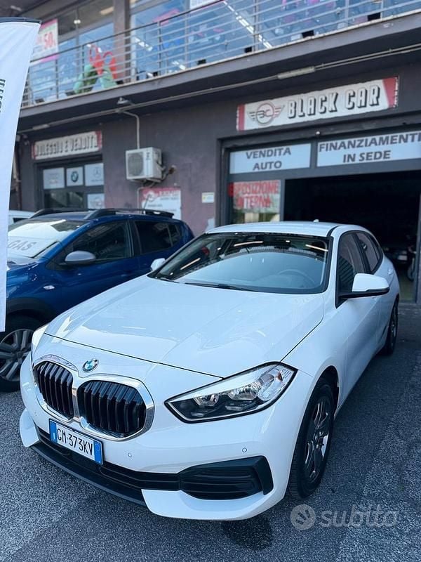Usata BMW 116 Advantage 115 CV (84 kW) 2022 Bianco Utilitaria