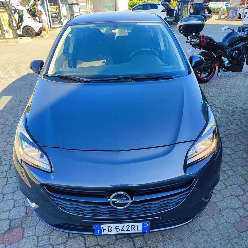 Usata 2015 Opel Corsa S Tre volumi | 7500 € (Buon prezzo) - Immagine 1/4