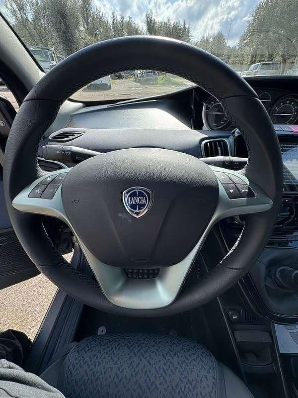 Usata Lancia Ypsilon S 69 CV (50 kW) 2023 Utilitaria