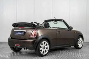 Usata Mini Cooper Cabriolet 122 CV (89 kW) 2010 Marrone Cabrio
