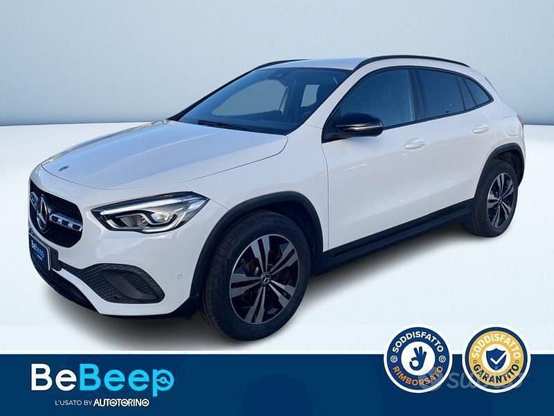 Bianco Usata 2020 Mercedes GLA200 SUV | 32.500 € (Buon prezzo) - Immagine 1/3