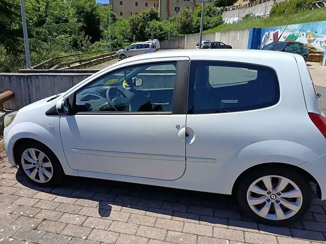 Usata Renault Twingo 75 CV (55 kW) 2013 Utilitaria