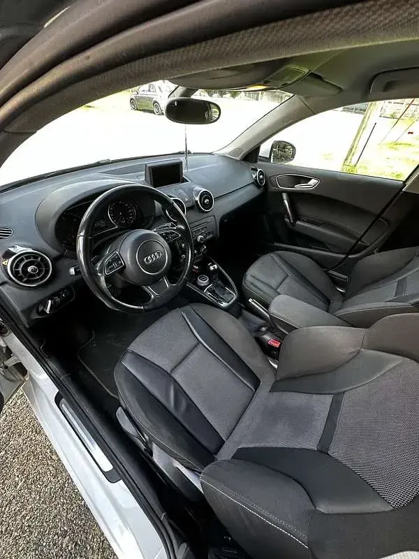 Usata Audi A1 Sportback 90 CV (66 kW) 2012 Utilitaria