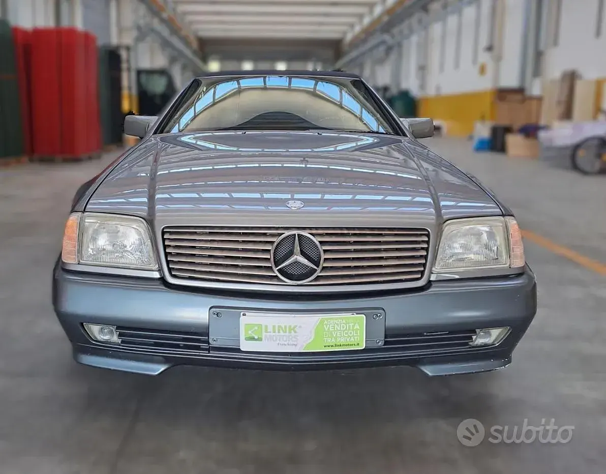 Usata Mercedes SL300 231 CV (169 kW) 1992 Grigio Cabrio