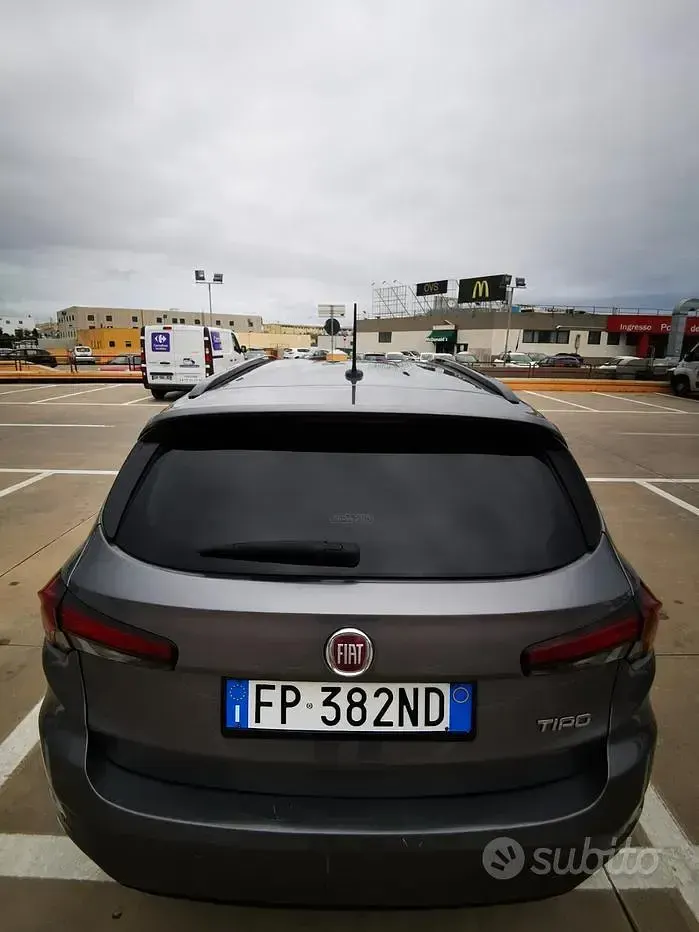 Occasion Fiat Tipo S 120 ch (88 kW) 2018 Gris Break