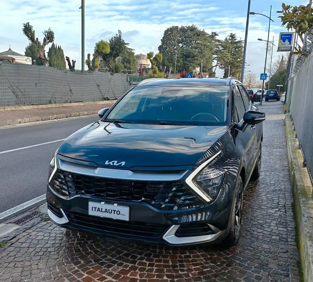 Usata Kia Sportage 136 CV (100 kW) 2023 Grigio SUV