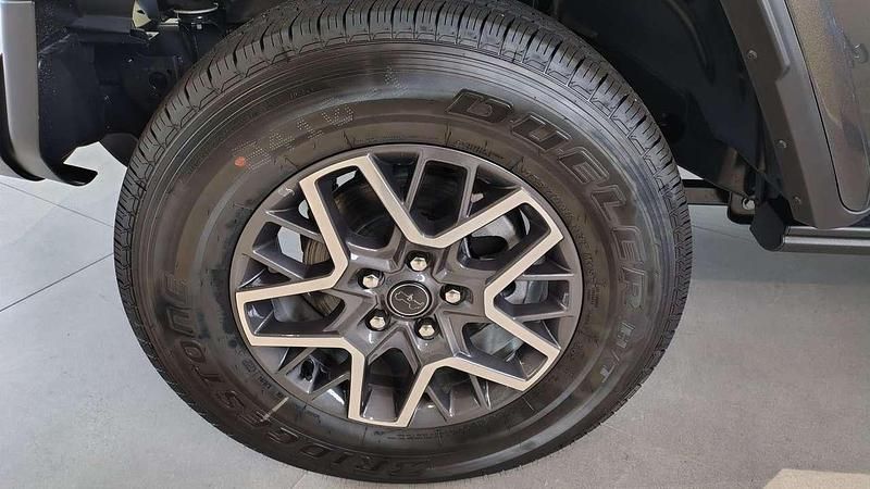 Nuova Jeep Wrangler Sahara 272 CV (200 kW) 2026 Grigio SUV