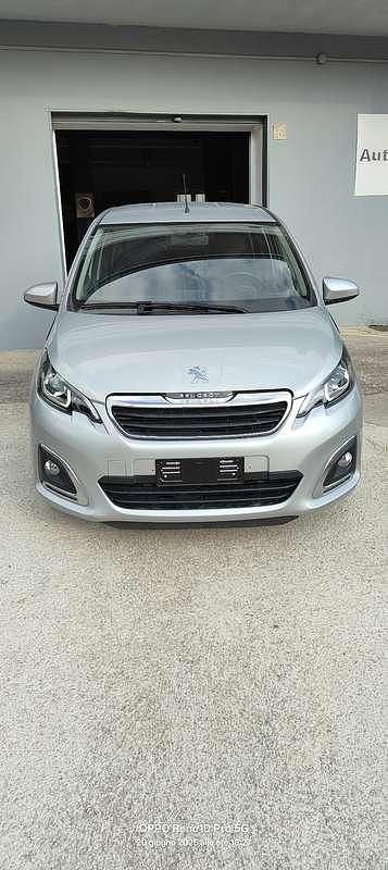 Usata 2020 Peugeot 108 Allure Due volumi | 9900 € (Buon prezzo) - Immagine 1/4
