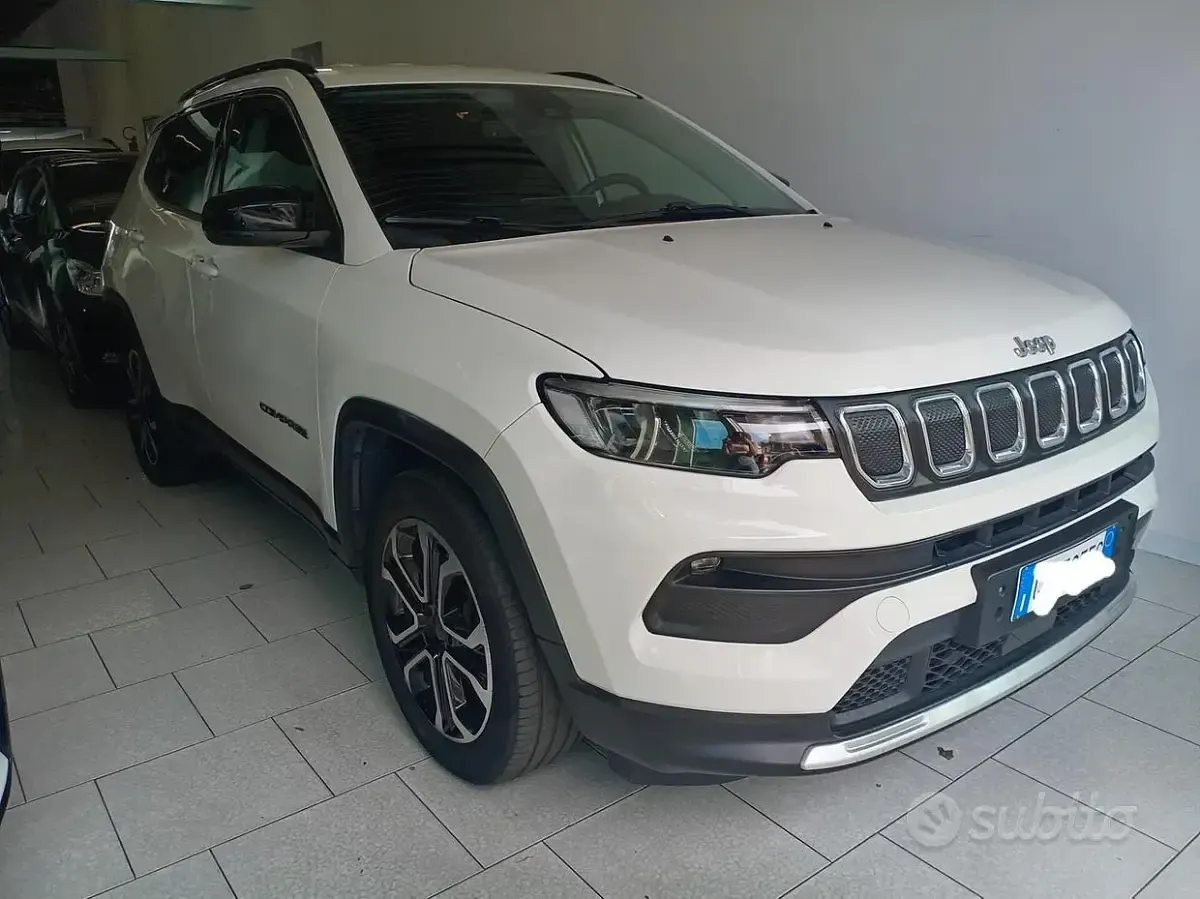 Usata Jeep Compass Limited 131 CV (96 kW) 2023 Bianco SUV